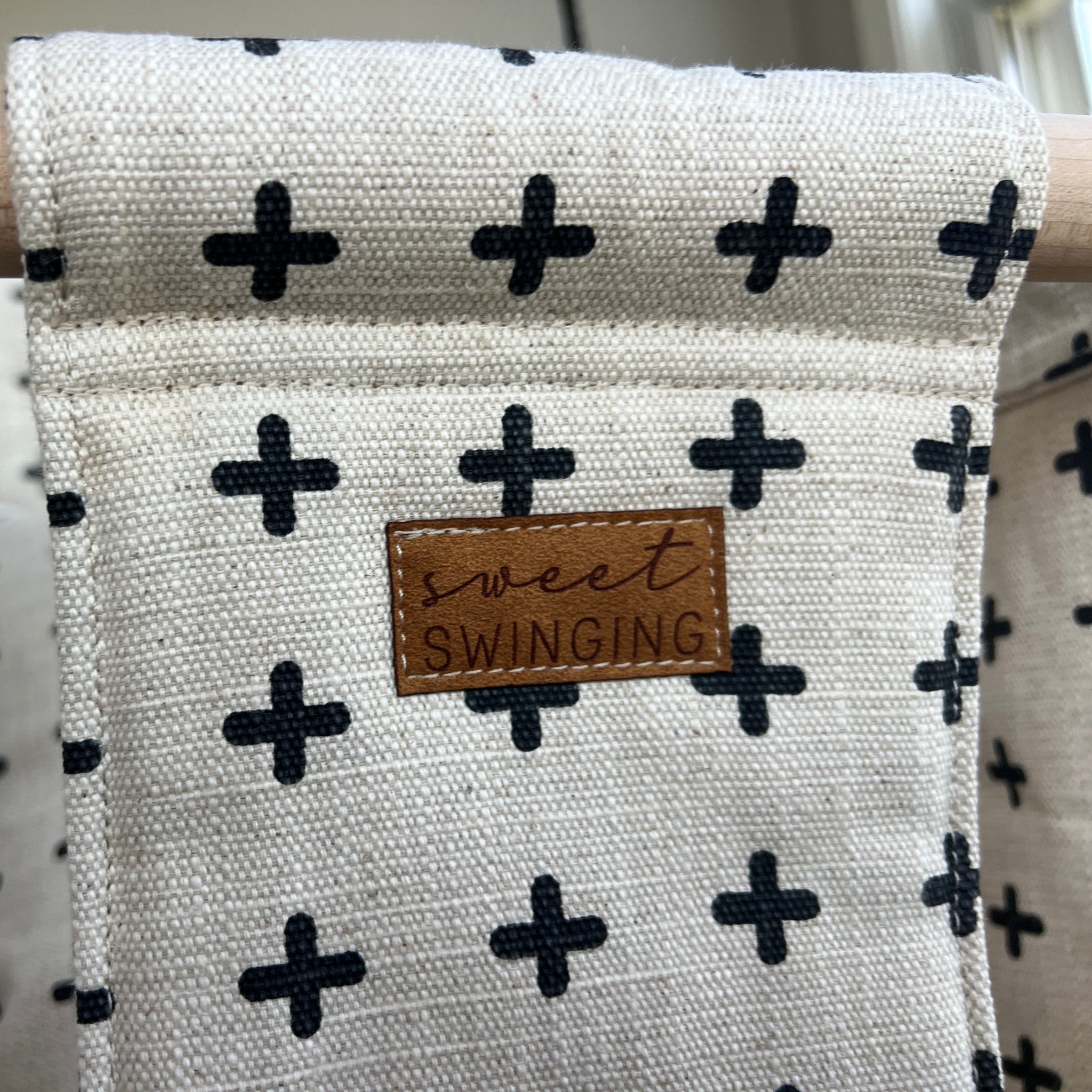 Indoor Swing – Swiss Cross Oatmeal and Black