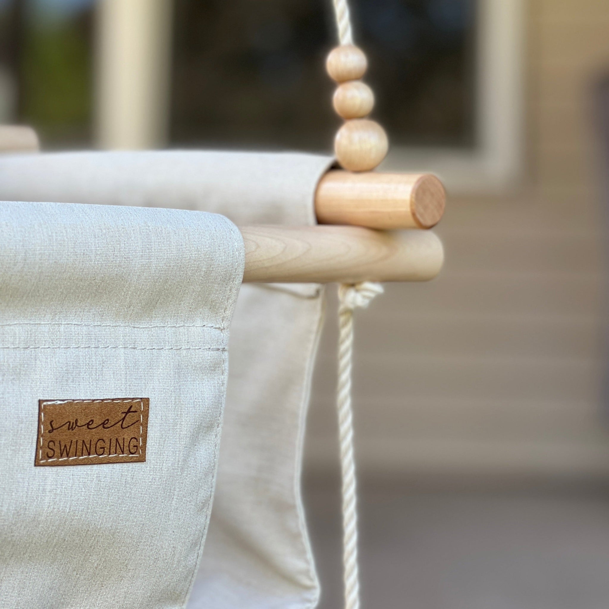 Premium Outdoor High Back Swing – Wheat