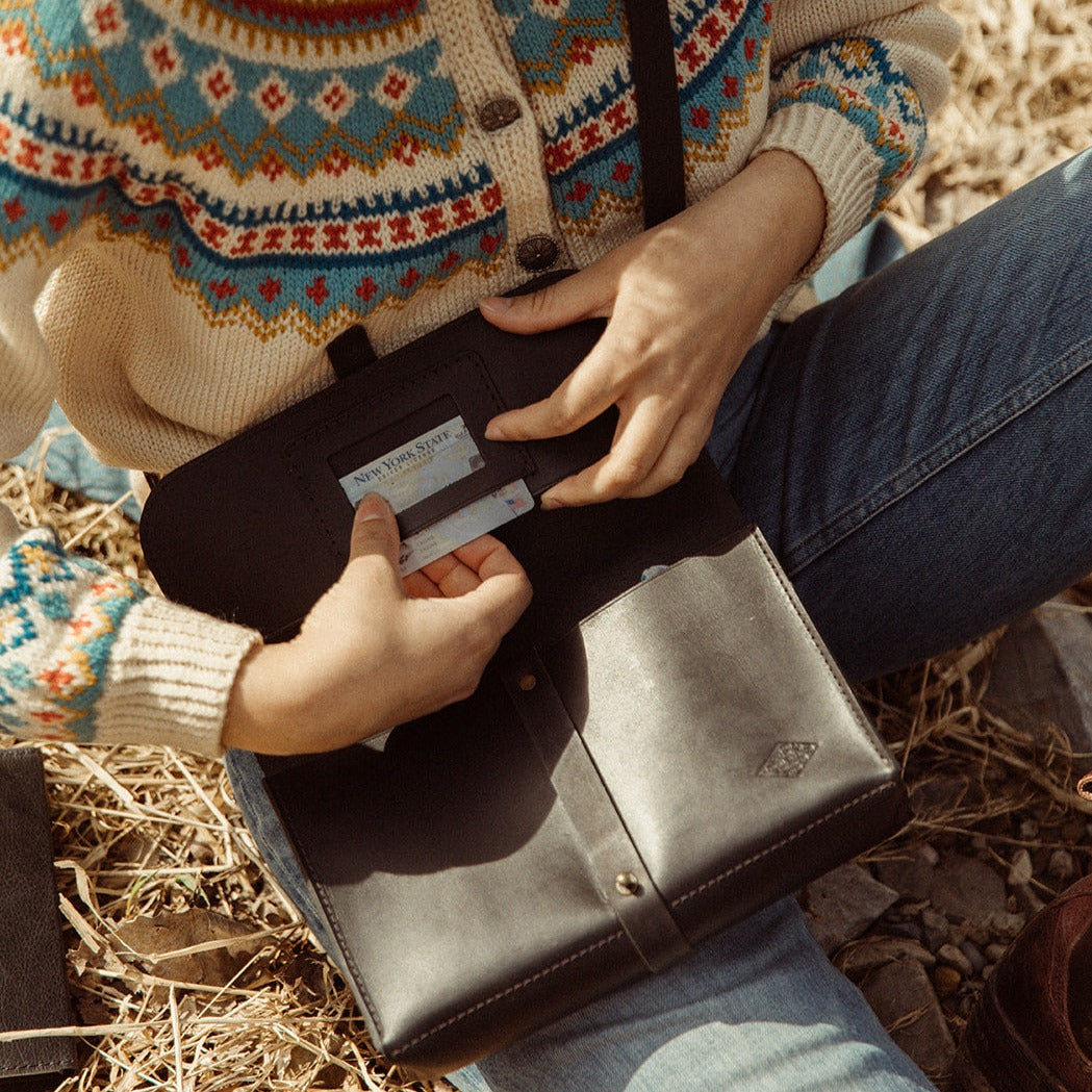 The Navigator Purse