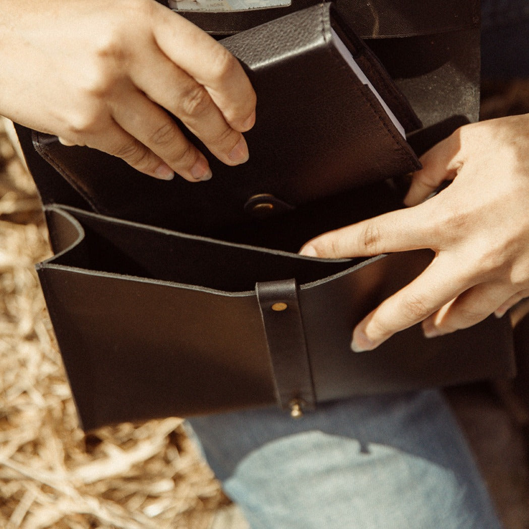 The Navigator Purse